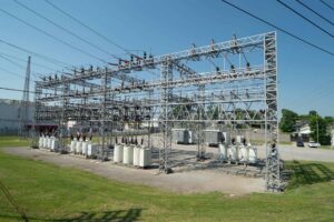 Electrical power substation with transformers and high-voltage power lines